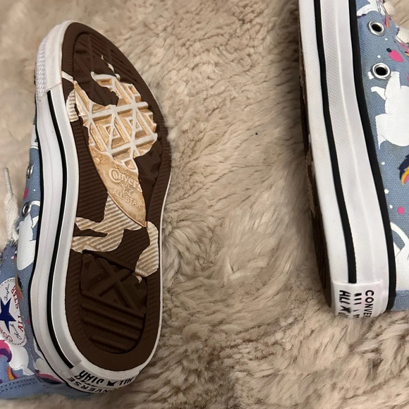 Converse Unicorns ChuckTaylors High Tops - Picture 10 of 10